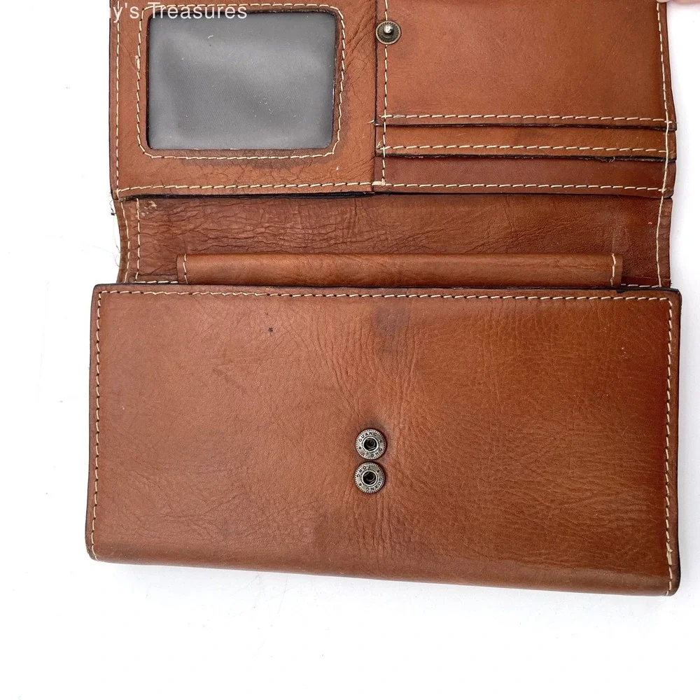 Patricia Nash 100% Genuine Leather Minimalist Capsule Camel Brown Tan Wallet